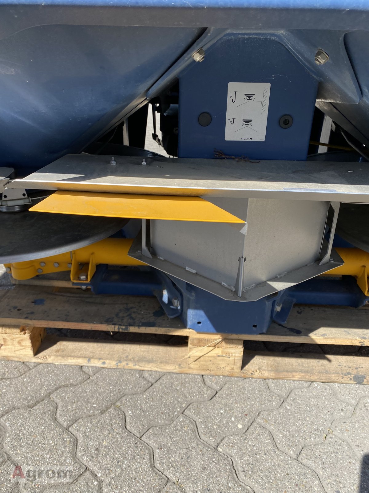 Düngerstreuer типа Bogballe M2 W plus, Gebrauchtmaschine в Harthausen (Фотография 3)