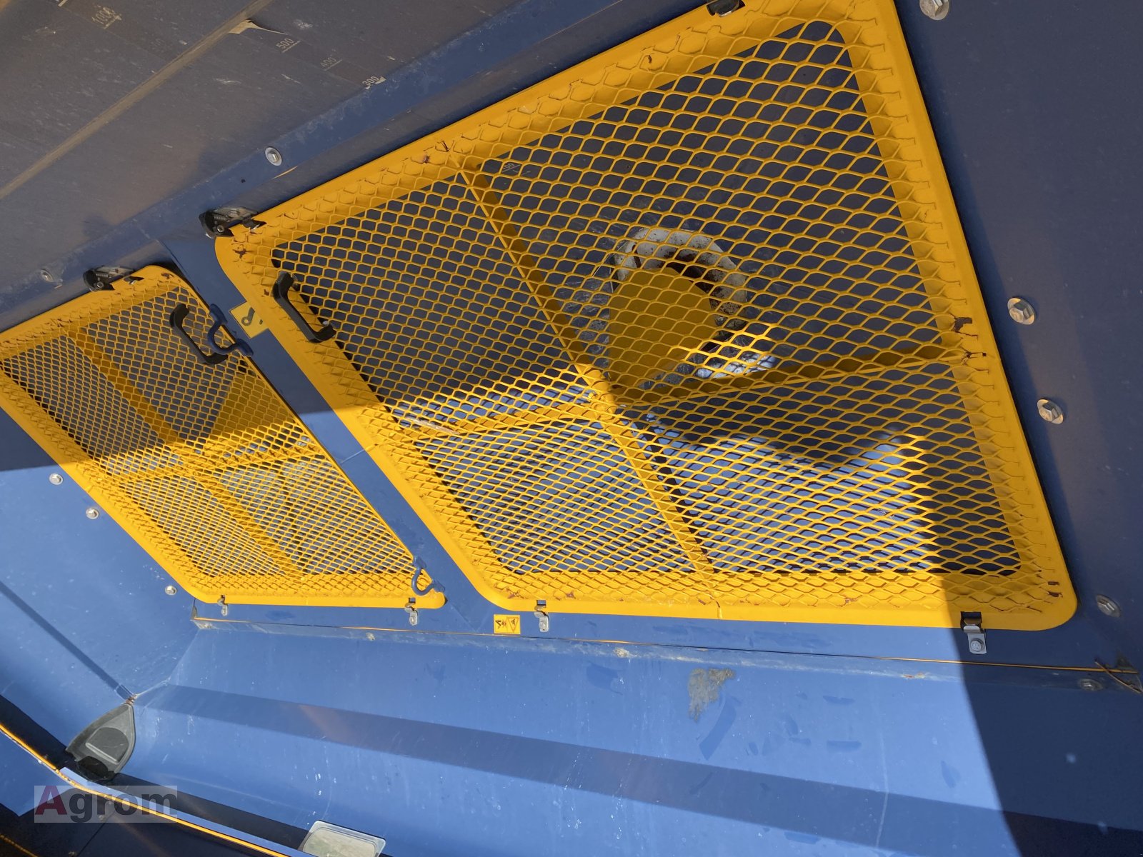 Düngerstreuer типа Bogballe M2 W plus, Gebrauchtmaschine в Harthausen (Фотография 5)