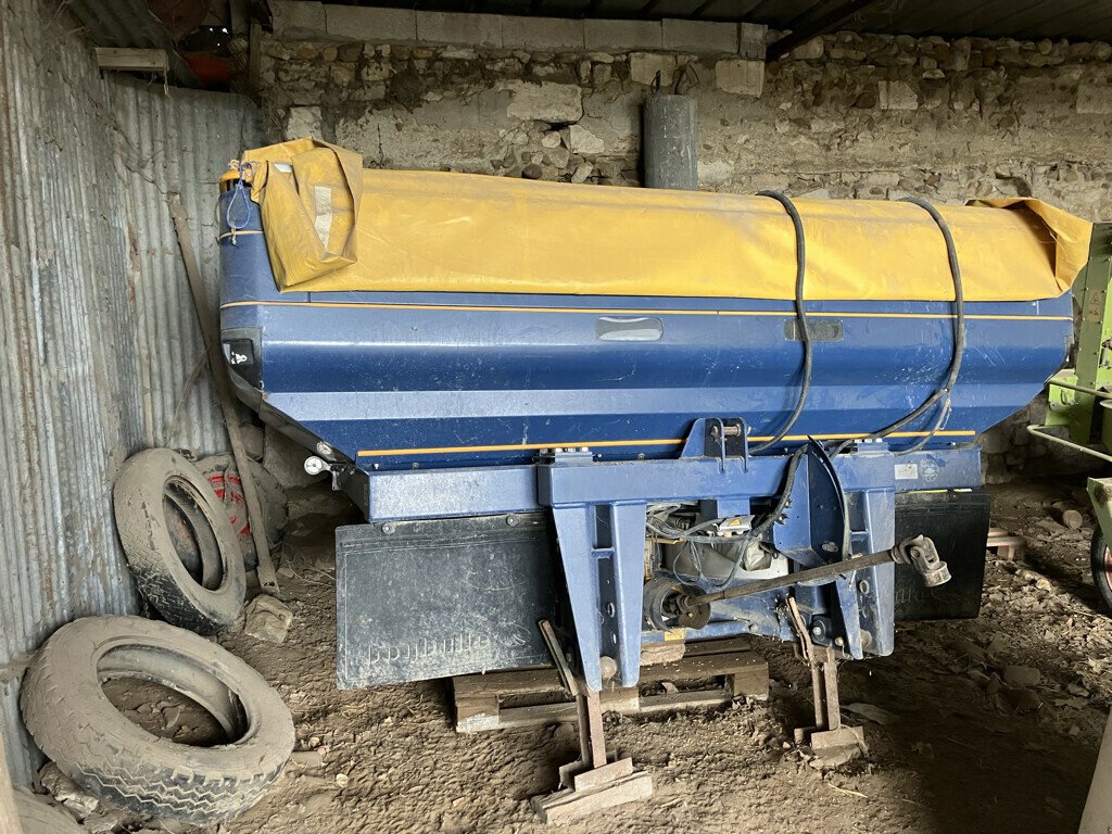 Düngerstreuer del tipo Bogballe M2W, Gebrauchtmaschine en SAINT ANDIOL (Imagen 1)