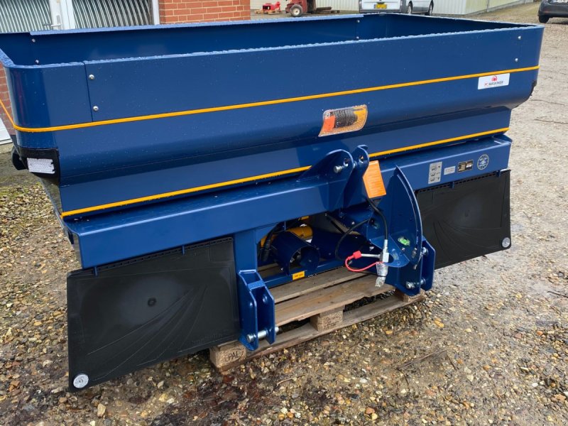 Düngerstreuer of the type Bogballe M35 Base 1800 LTR, Gebrauchtmaschine in Skive (Picture 1)
