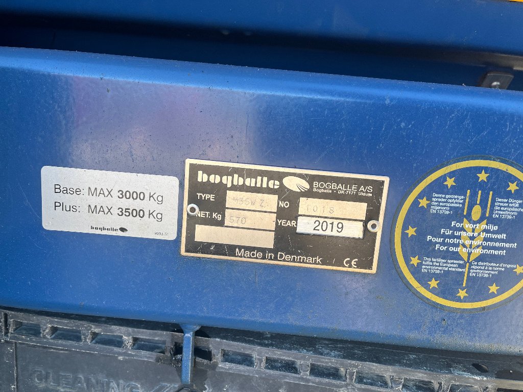 Düngerstreuer du type Bogballe M35W PLUS, Gebrauchtmaschine en VERT TOULON (Photo 2)