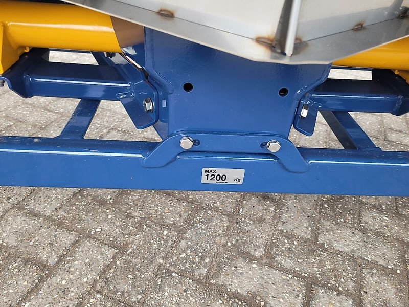 Düngerstreuer des Typs Bogballe M35W, Neumaschine in Itterbeck (Bild 18)