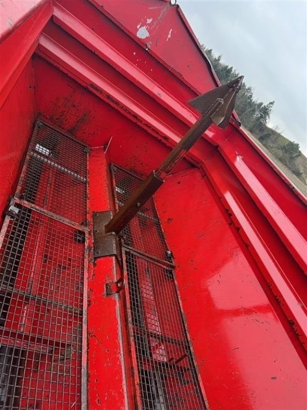 Düngerstreuer of the type Bredal B 4 m.overbygning, Gebrauchtmaschine in Mern (Picture 8)