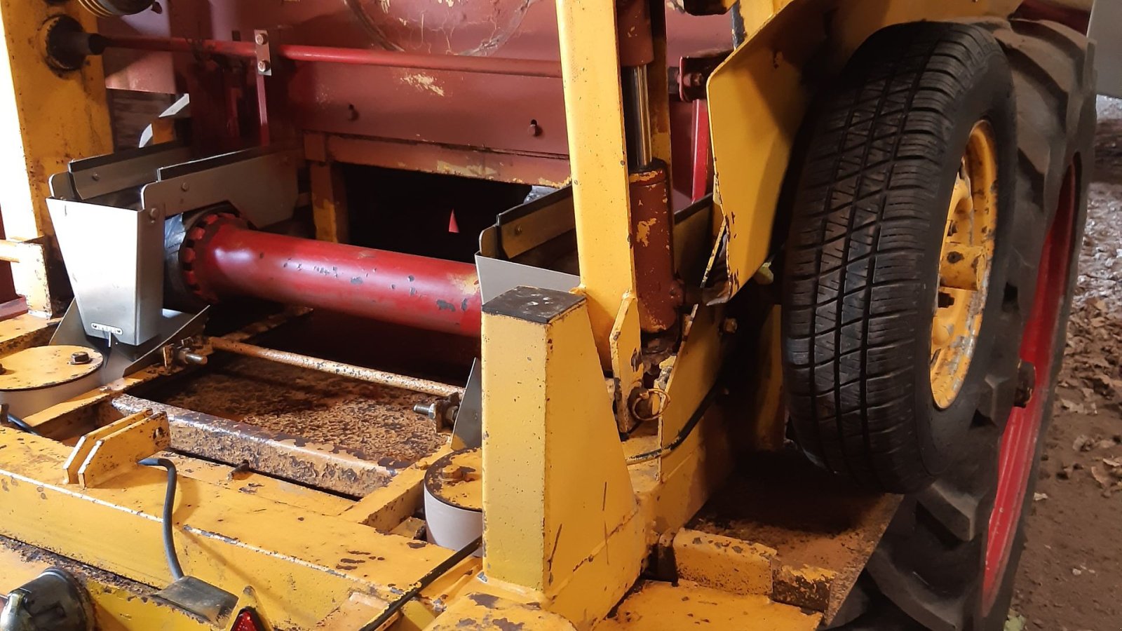 Düngerstreuer типа Bredal B 4 S Velholdt maskine som kan køre ned til 150 cm sporvidde, Gebrauchtmaschine в Bylderup-Bov (Фотография 3)