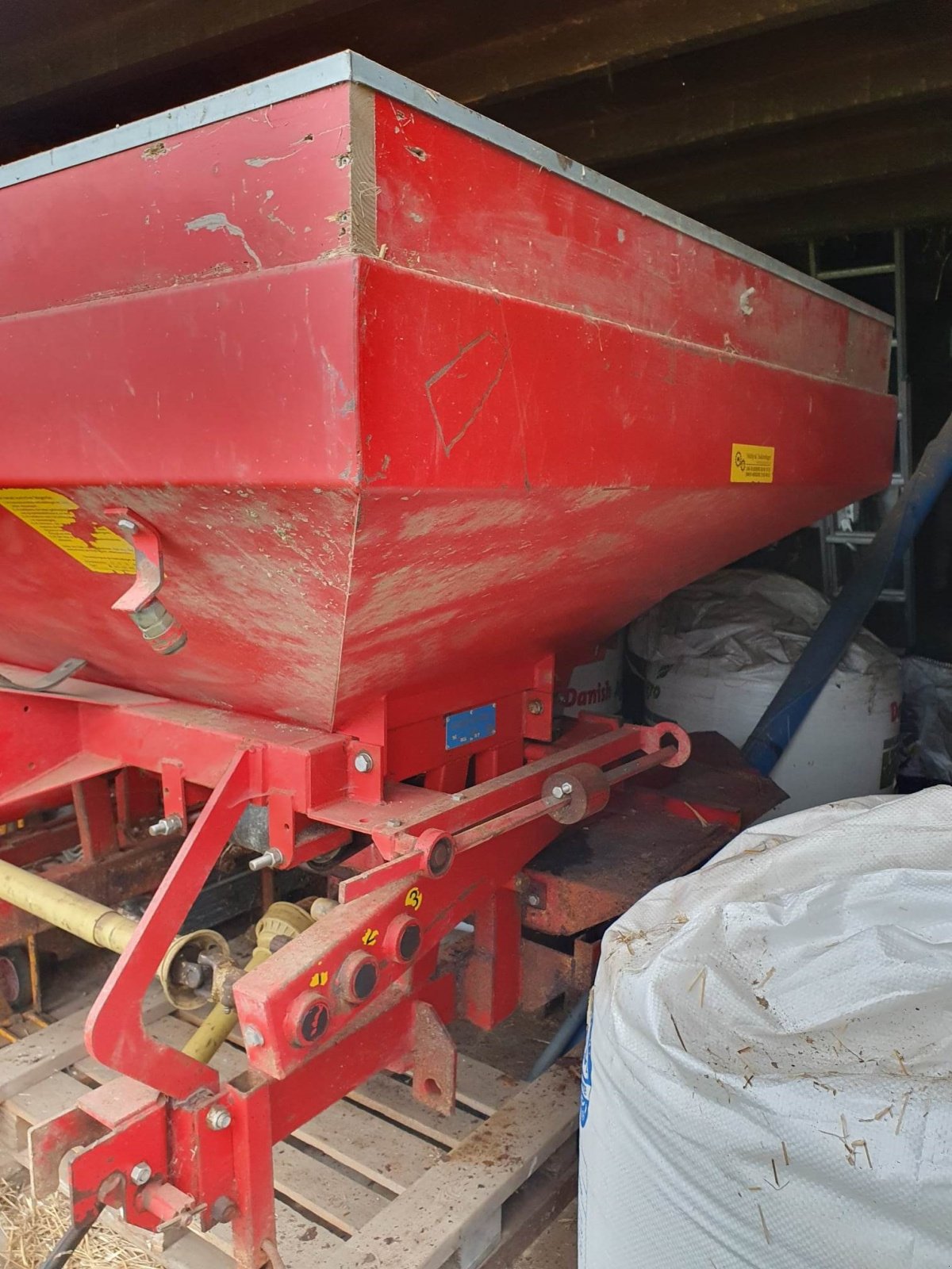 Düngerstreuer des Typs Bredal B2 LIFTOPHÆNGT, Gebrauchtmaschine in Thisted (Bild 3)