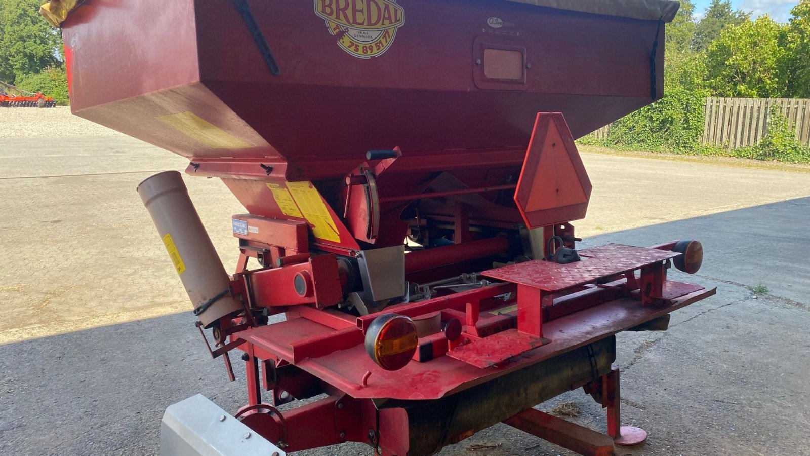 Düngerstreuer des Typs Bredal B2, Gebrauchtmaschine in Ringe (Bild 2)