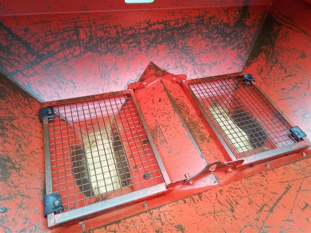 Düngerstreuer des Typs Bredal B2, Gebrauchtmaschine in Varde (Bild 4)