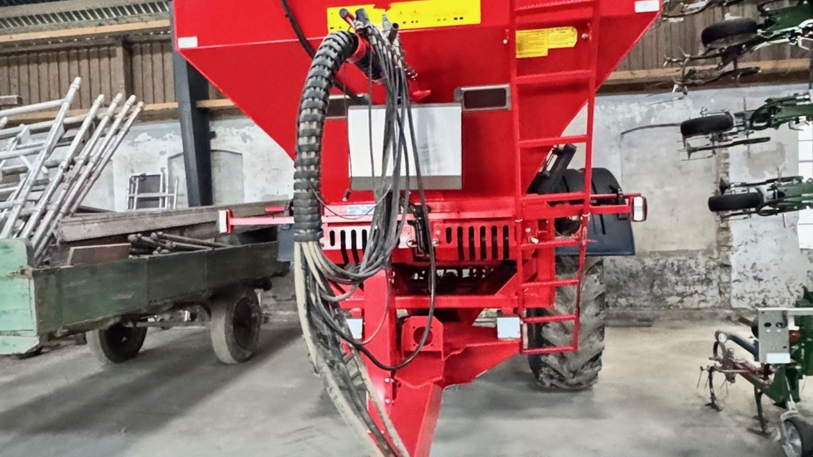 Düngerstreuer van het type Bredal F 10 Gødningsspreder, Gebrauchtmaschine in Sakskøbing (Foto 6)