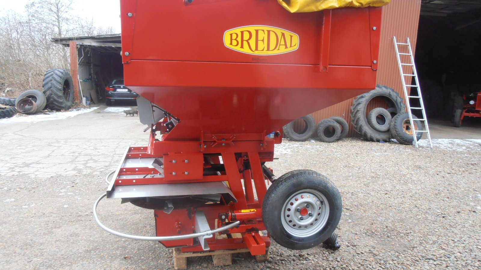 Düngerstreuer of the type Bredal F2 3000 Gødningsspreder lift, Gebrauchtmaschine in Varde (Picture 5)