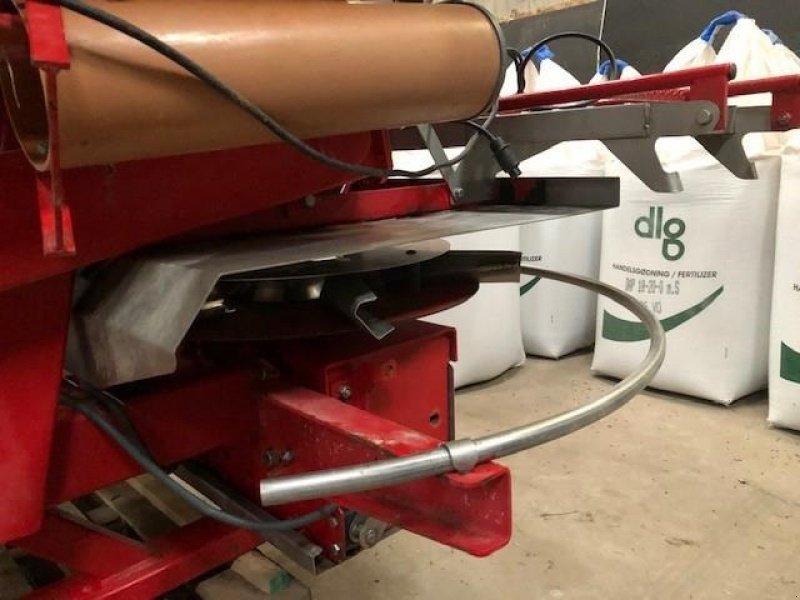 Düngerstreuer of the type Bredal F2W 3200, Gebrauchtmaschine in Maribo (Picture 5)