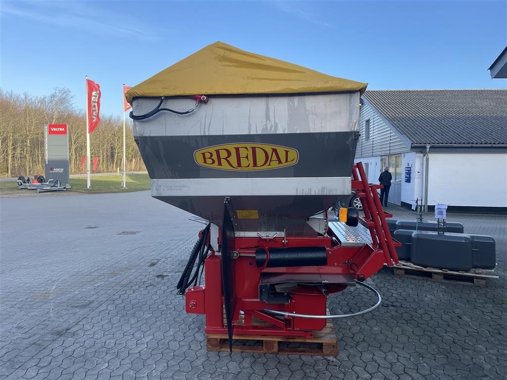 Düngerstreuer des Typs Bredal F4 4000 ISOBUS Hydraulisk spredeværk, Gebrauchtmaschine in Nimtofte (Bild 7)