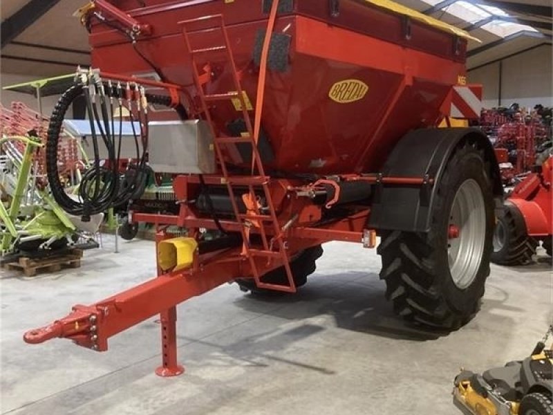 Düngerstreuer des Typs Bredal K 65 m.bremser og overbygning Kombibremser, Gebrauchtmaschine in Mern (Bild 1)