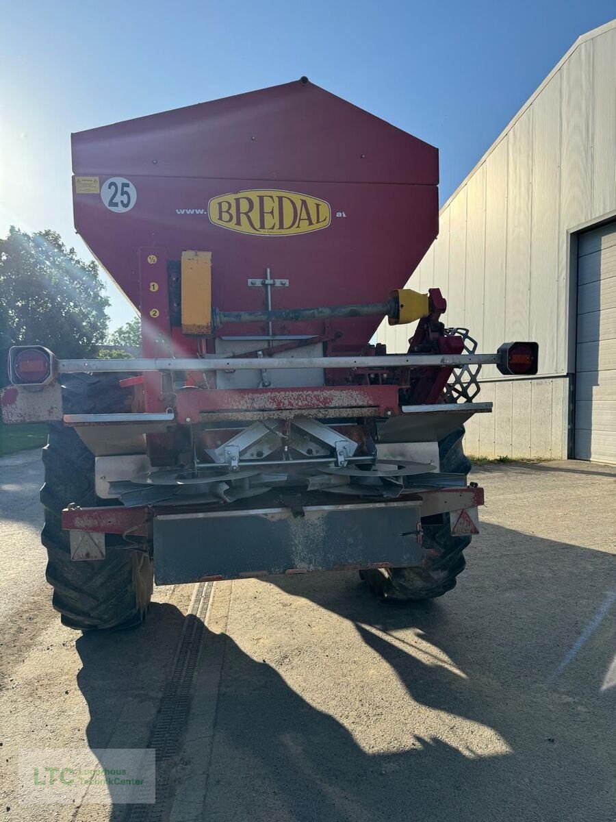 Düngerstreuer des Typs Bredal K105LB, Gebrauchtmaschine in Eggendorf (Bild 3)