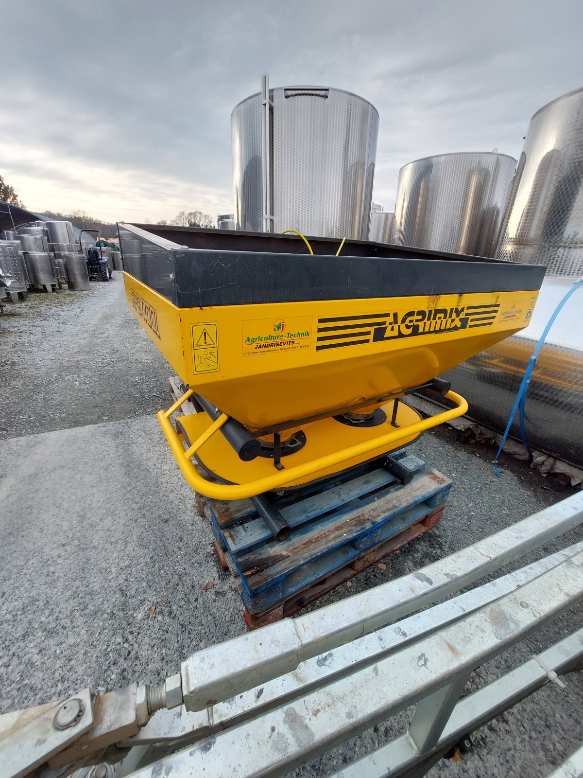 Düngerstreuer des Typs Cornaglia Agrimix RP2X, Gebrauchtmaschine in Strem (Bild 1)