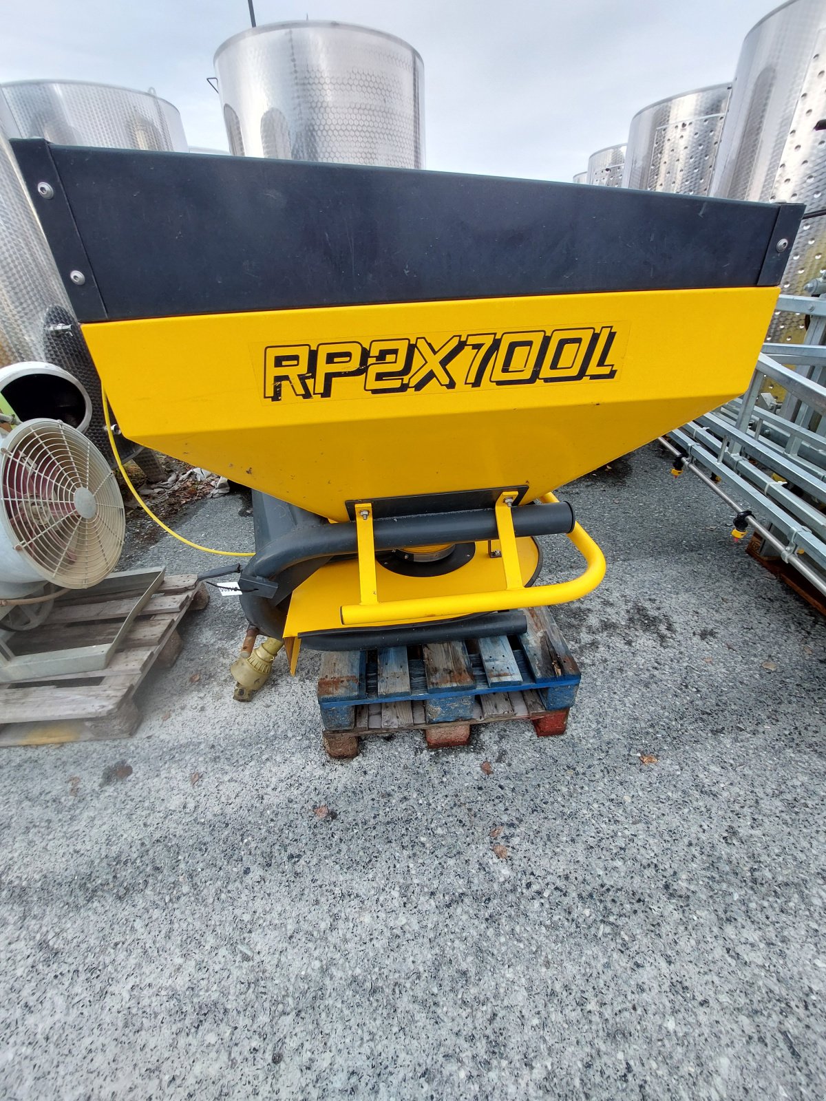 Düngerstreuer des Typs Cornaglia Agrimix RP2X, Gebrauchtmaschine in Strem (Bild 3)