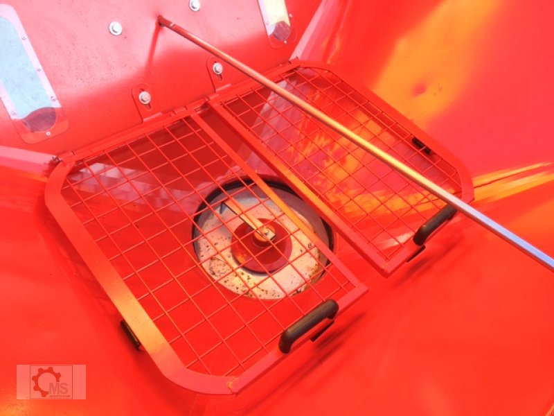 Düngerstreuer tip Jar-Met 2000L Grenzstreueinrichtung Plane Beleuchtung, Neumaschine in Tiefenbach (Poză 11)