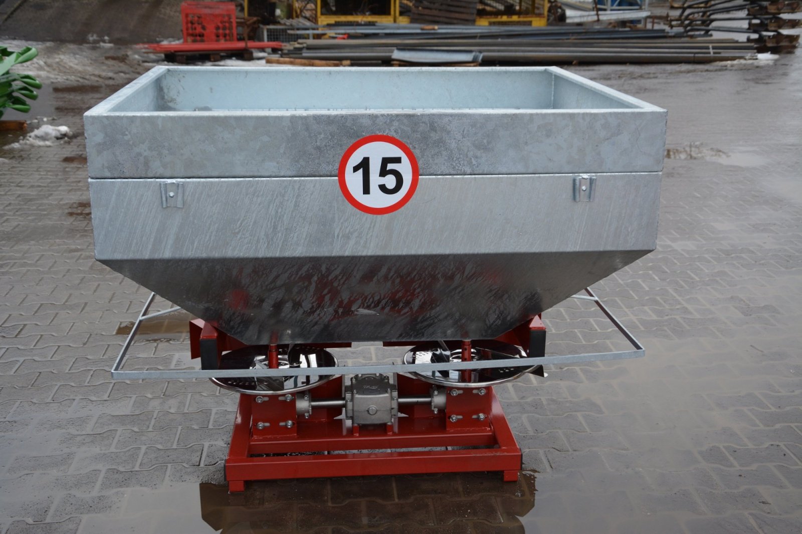 Düngerstreuer del tipo Jar-Met Düngerstreuer 800 kg / Fertilizer spreader, Neumaschine In Michałowo (Immagine 25)