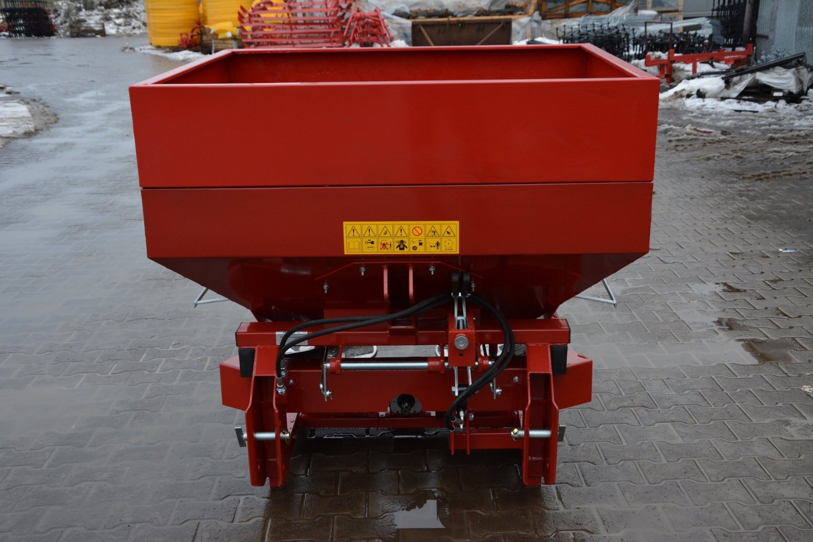 Düngerstreuer del tipo Jar-Met Düngerstreuer 800 kg / Fertilizer spreader, Neumaschine In Michałowo (Immagine 26)