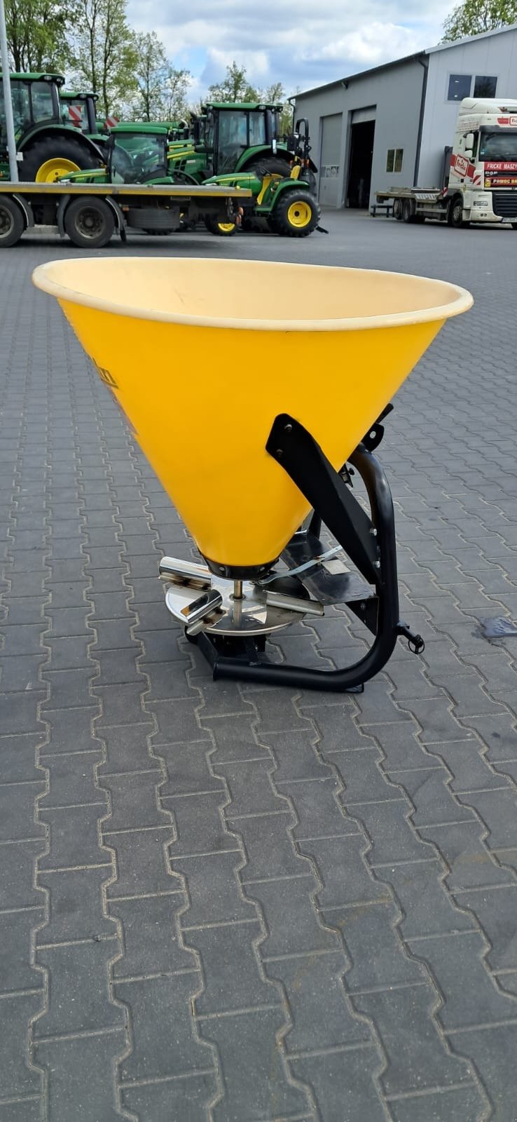 Düngerstreuer typu Kellfri JM 400, Neumaschine w Mrągowo (Zdjęcie 2)