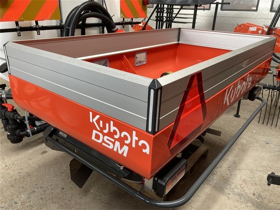 Düngerstreuer des Typs Kubota DSM Med Comfort Control, Gebrauchtmaschine in Sabro (Bild 3)