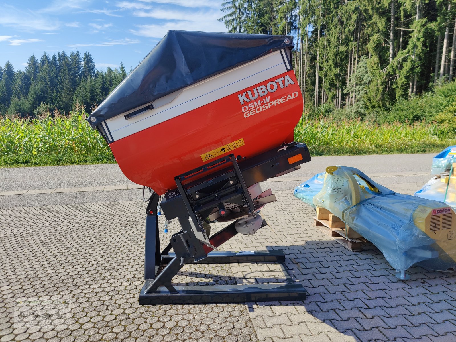 Düngerstreuer del tipo Kubota DSM-W 1300 Geospread G3, Neumaschine In Eging am See (Immagine 2)