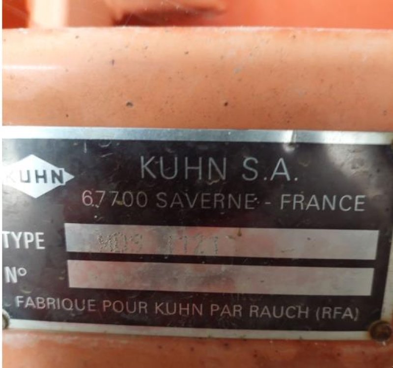 Düngerstreuer типа Kuhn 1121, Gebrauchtmaschine в MORHANGE (Фотография 1)