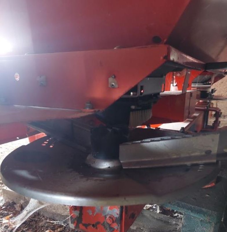 Düngerstreuer типа Kuhn 1121, Gebrauchtmaschine в MORHANGE (Фотография 5)