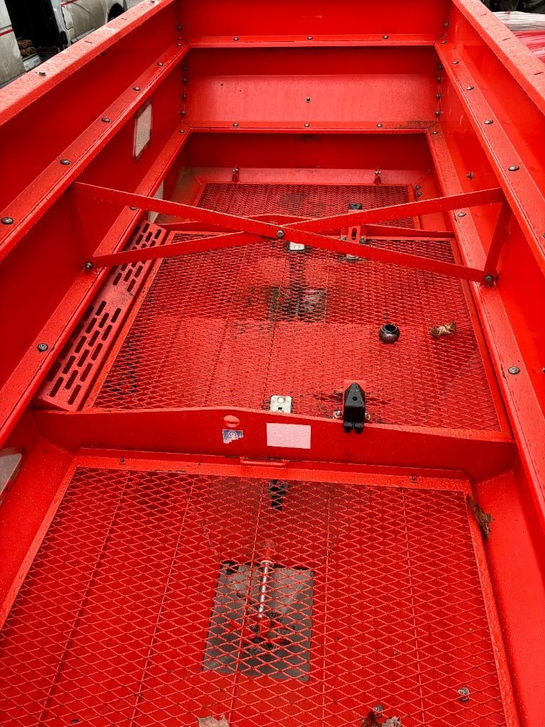 Düngerstreuer of the type Kuhn Axera H EMC, Gebrauchtmaschine in VERT TOULON (Picture 2)