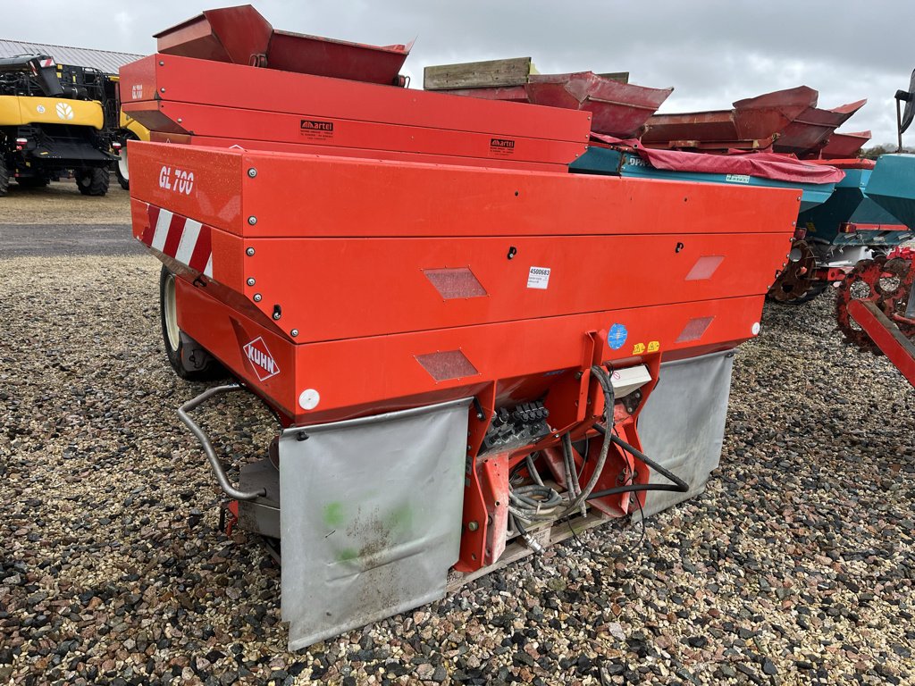 Düngerstreuer des Typs Kuhn Axera H EMC, Gebrauchtmaschine in VERT TOULON (Bild 9)