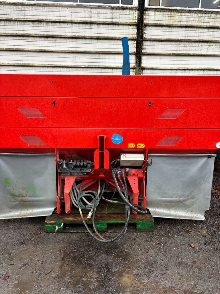 Düngerstreuer of the type Kuhn Axera H EMC, Gebrauchtmaschine in VERT TOULON (Picture 3)