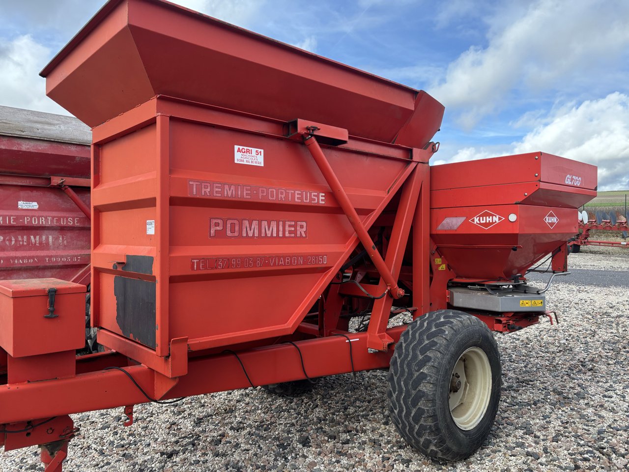 Düngerstreuer of the type Kuhn AXERA-M 1101, Gebrauchtmaschine in VERT TOULON (Picture 4)