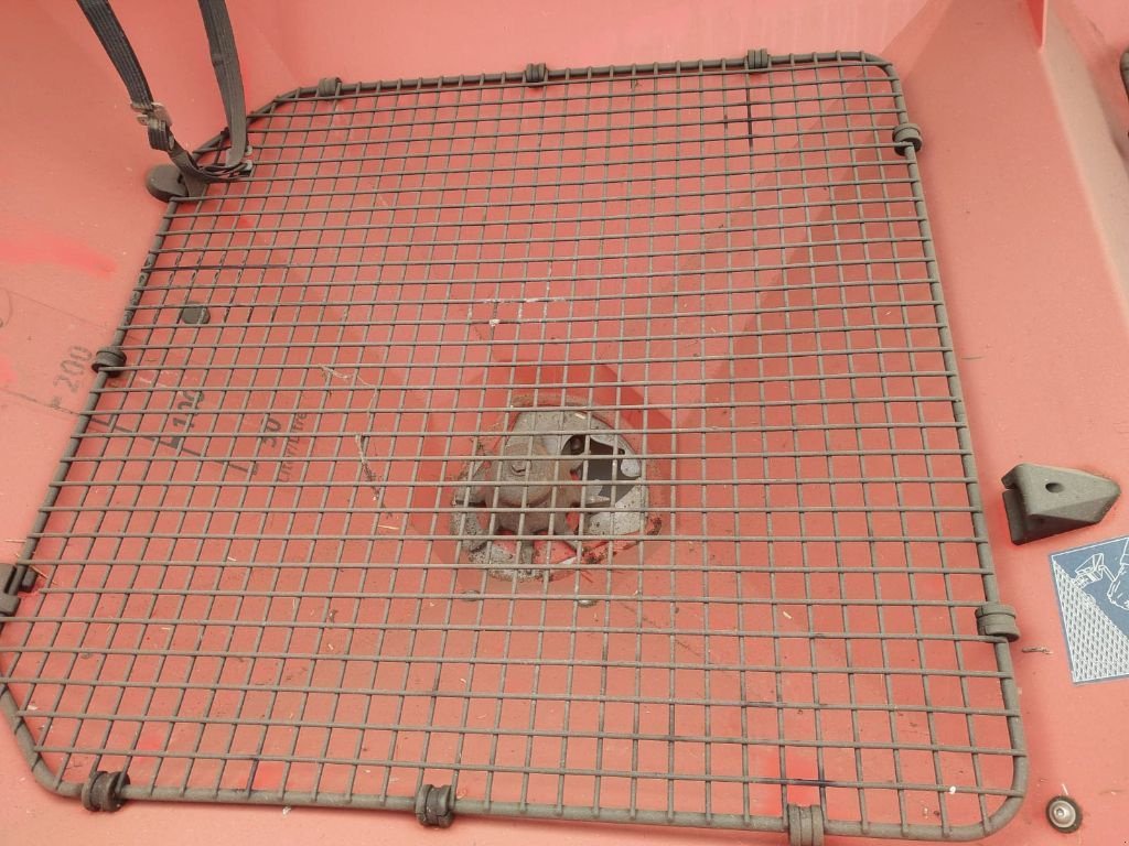 Düngerstreuer типа Kuhn AXIS 20.1 W, Gebrauchtmaschine в MANDRES-SUR-VAIR (Фотография 9)