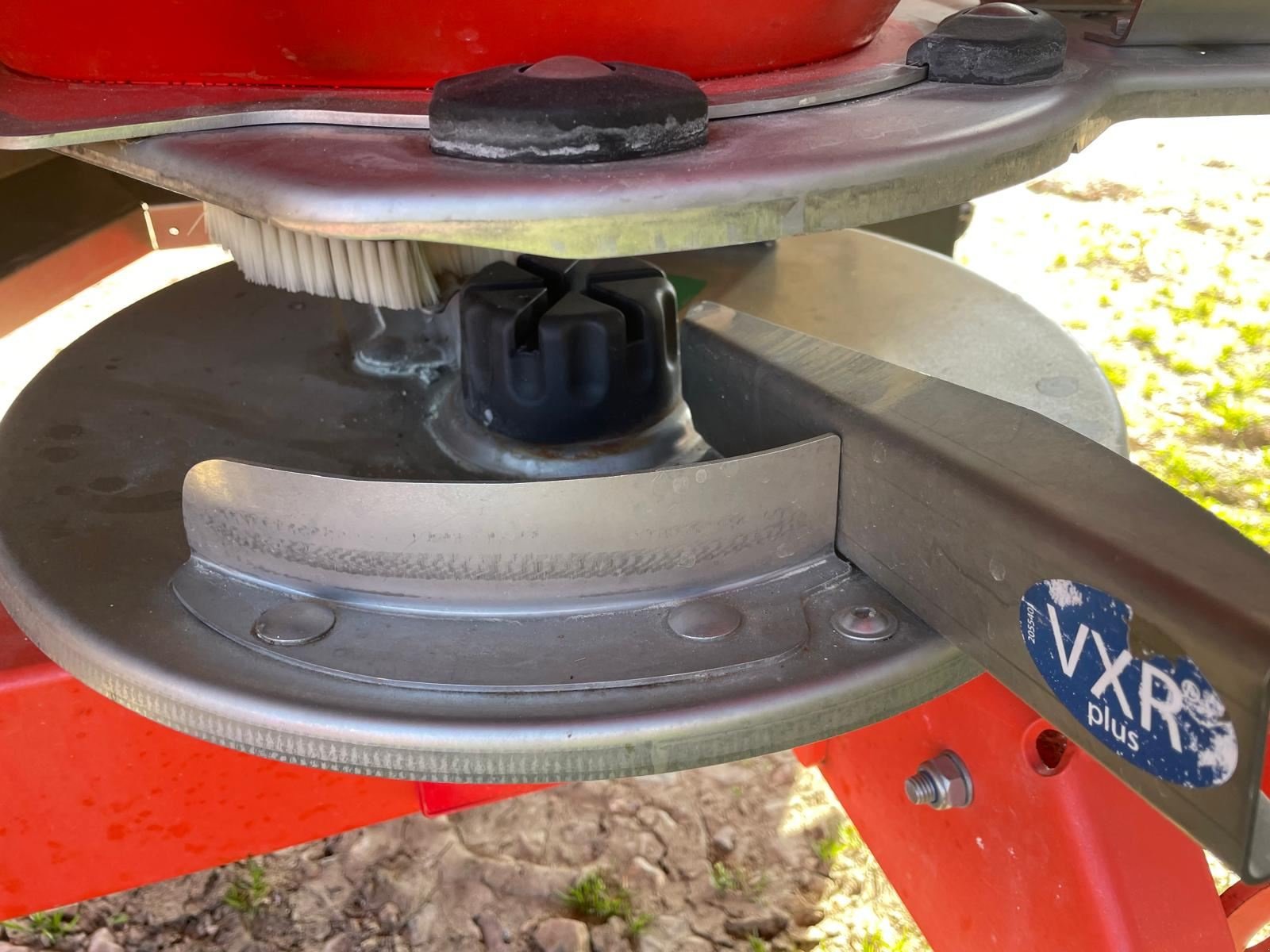 Düngerstreuer типа Kuhn AXIS 30.2 C, Gebrauchtmaschine в BOSC LE HARD (Фотография 5)