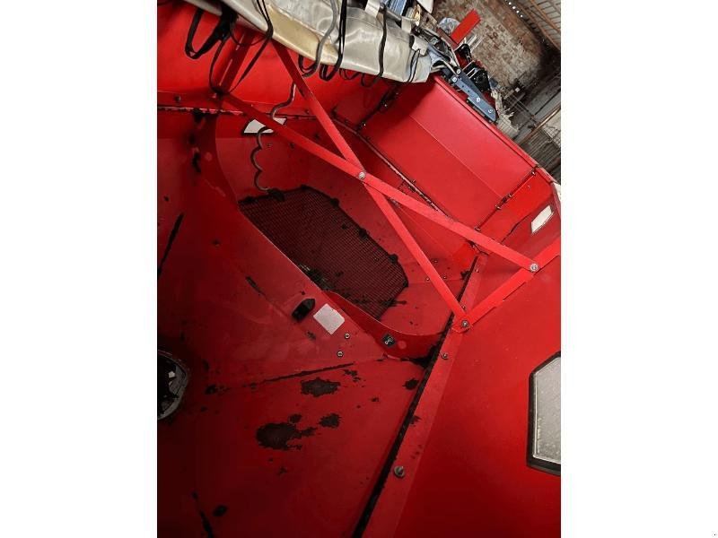 Düngerstreuer of the type Kuhn AXIS 40-1 W, Gebrauchtmaschine in VERDUN (Picture 4)