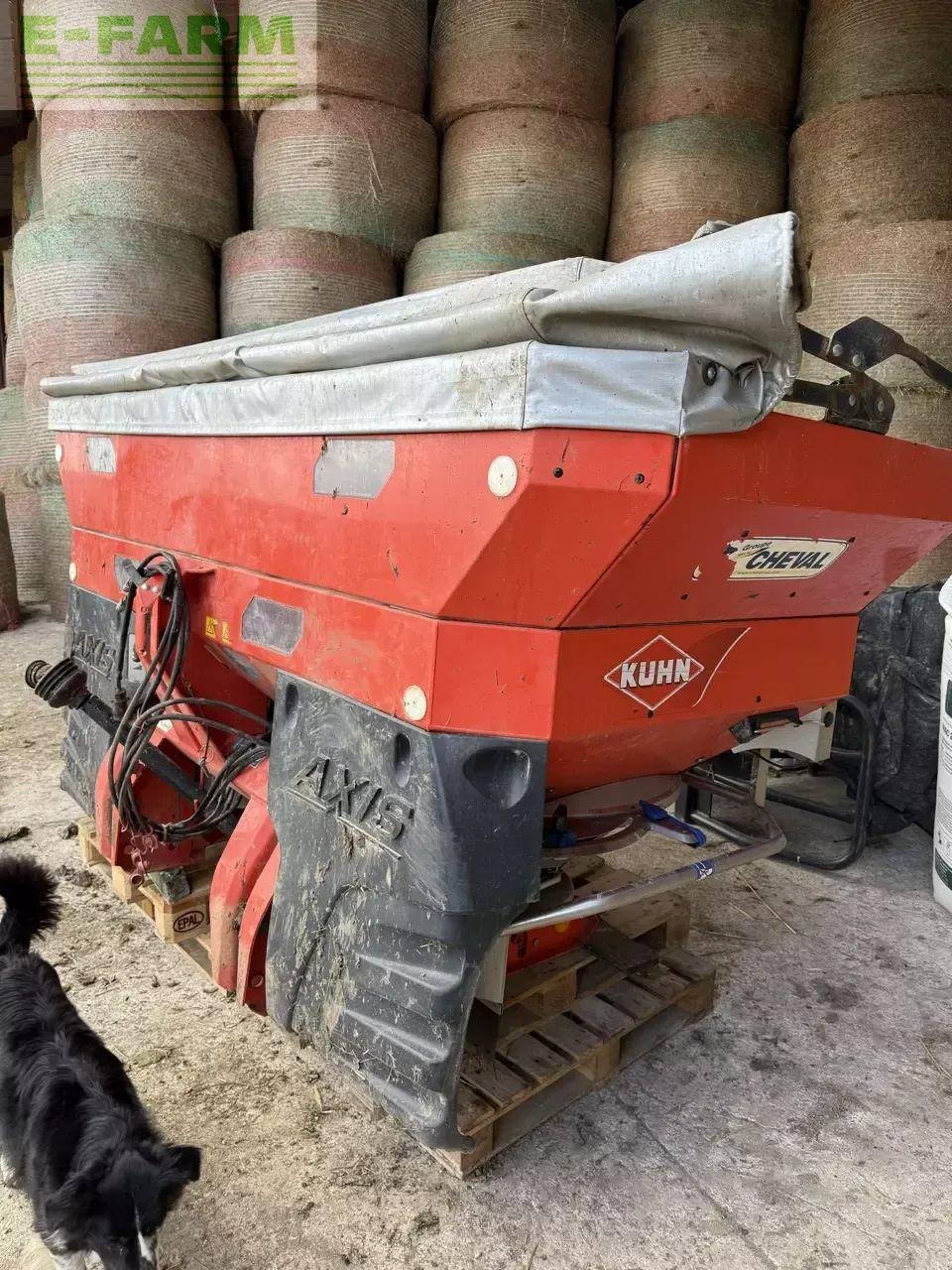 Düngerstreuer van het type Kuhn axis 40.1 d t25, Gebrauchtmaschine in CHAUVONCOURT (Foto 2)