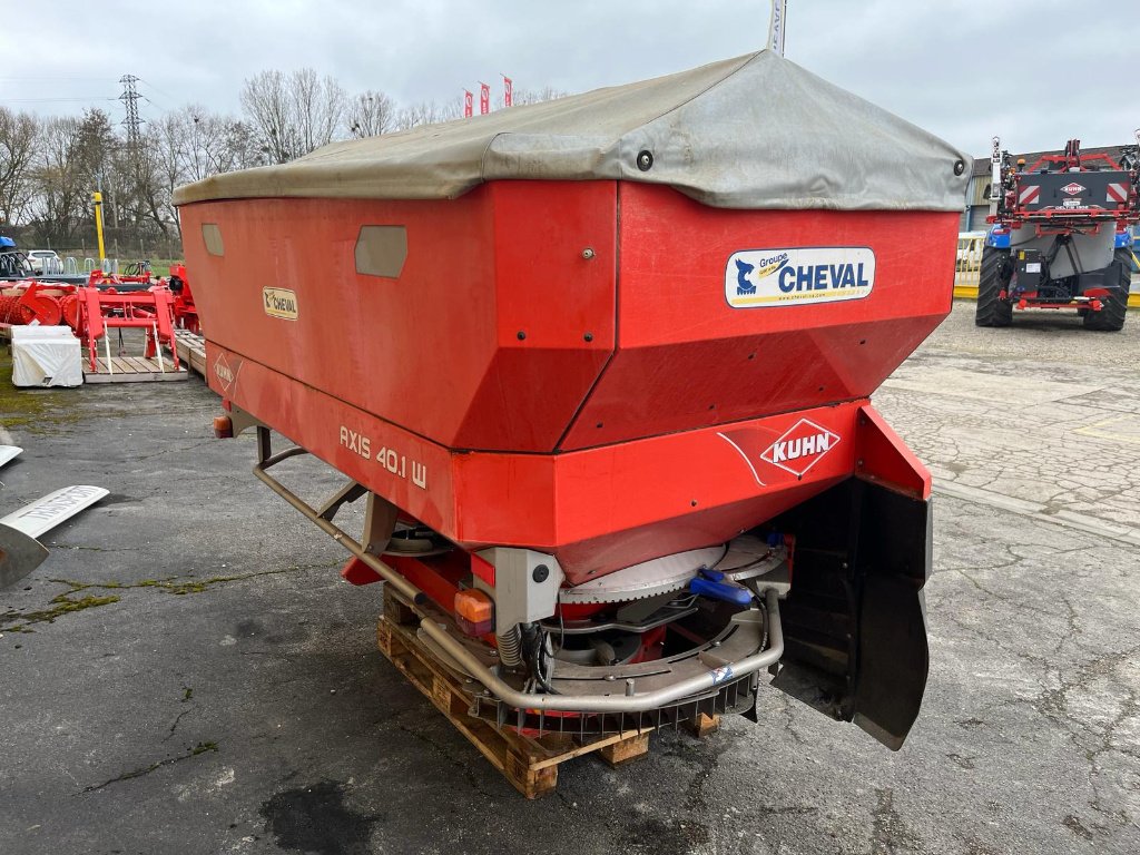 Düngerstreuer tip Kuhn Axis 40.1 W T25, Gebrauchtmaschine in Gondrecourt-le-Château (Poză 3)