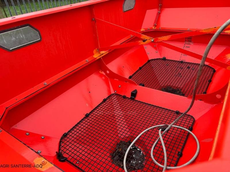 Düngerstreuer vrste Kuhn AXIS 401 W, Gebrauchtmaschine v ROYE (Slika 5)