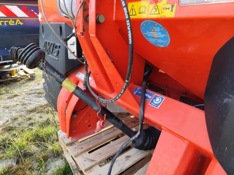 Düngerstreuer типа Kuhn AXIS 40.1, Gebrauchtmaschine в CHAUMESNIL (Фотография 4)