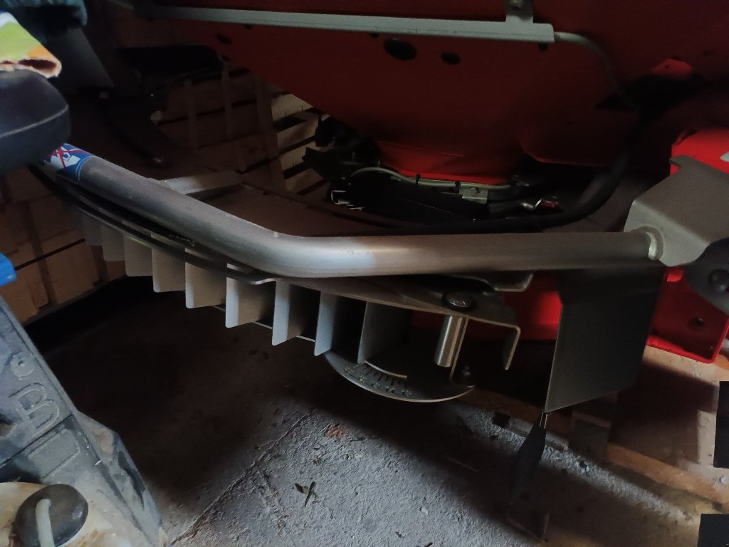 Düngerstreuer du type Kuhn Axis 40.2 M-EMC W VS Dynamic, Gebrauchtmaschine en LIGNY LE CHATEL (Photo 7)