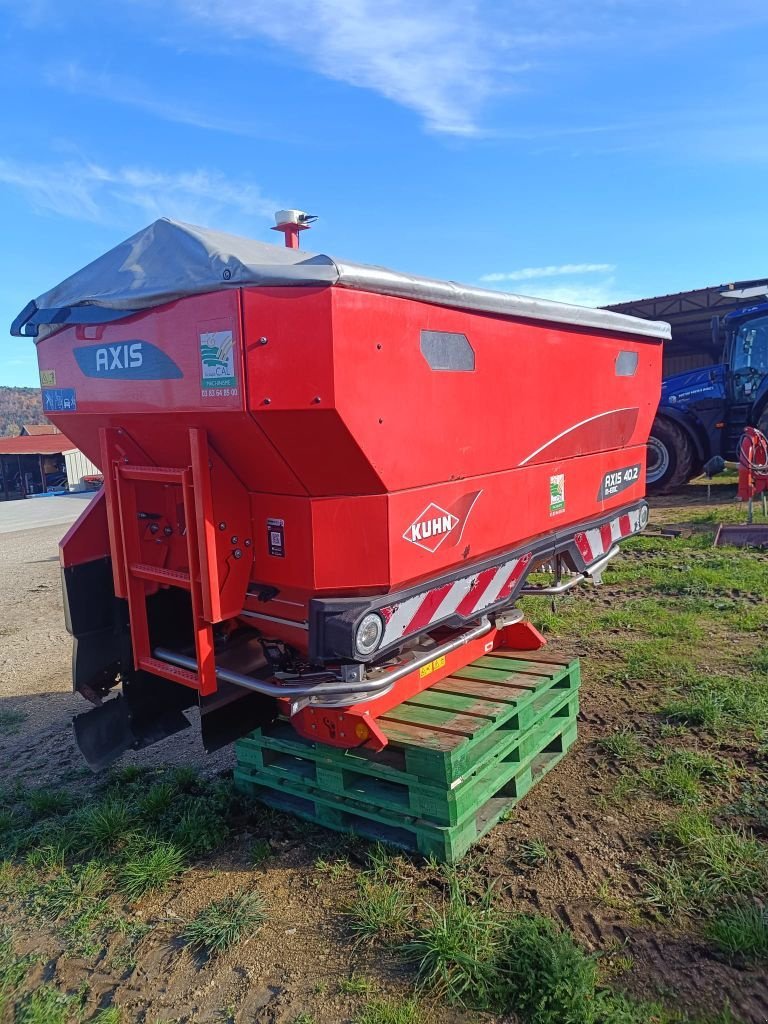 Düngerstreuer типа Kuhn AXIS 40.2 M-EMC, Gebrauchtmaschine в Lérouville (Фотография 3)