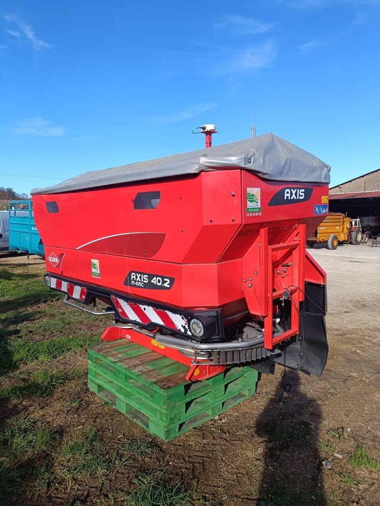 Düngerstreuer типа Kuhn AXIS 40.2 M-EMC, Gebrauchtmaschine в Lérouville (Фотография 2)