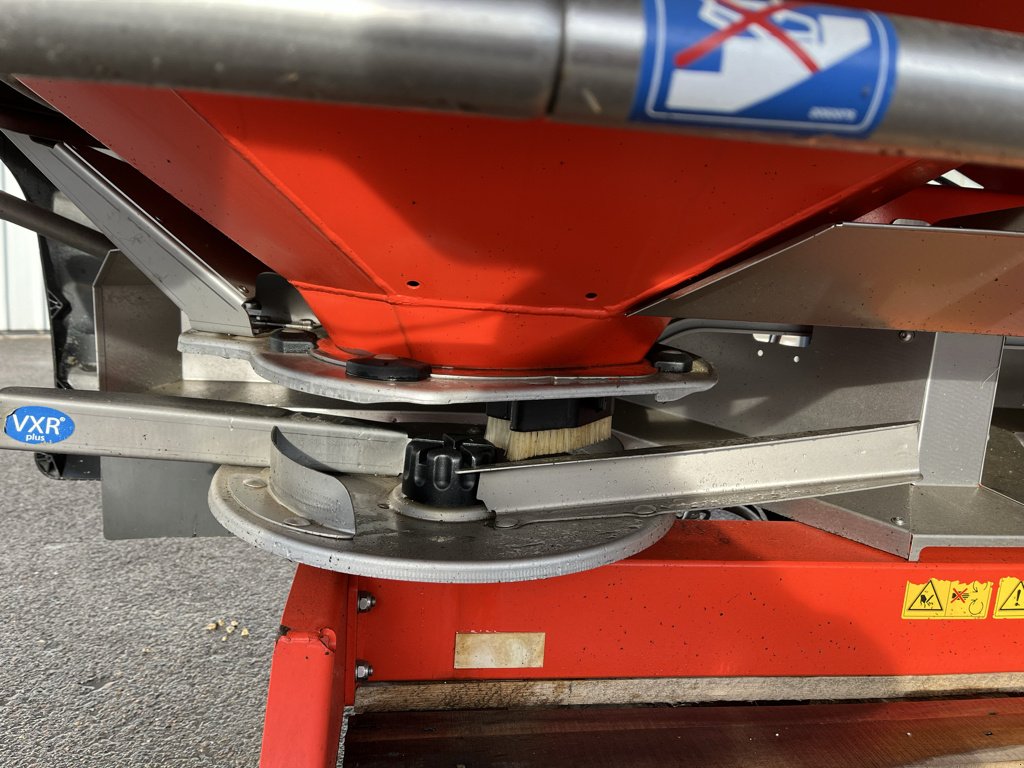 Düngerstreuer a típus Kuhn Axis 40.2W, Gebrauchtmaschine ekkor: VERT TOULON (Kép 11)