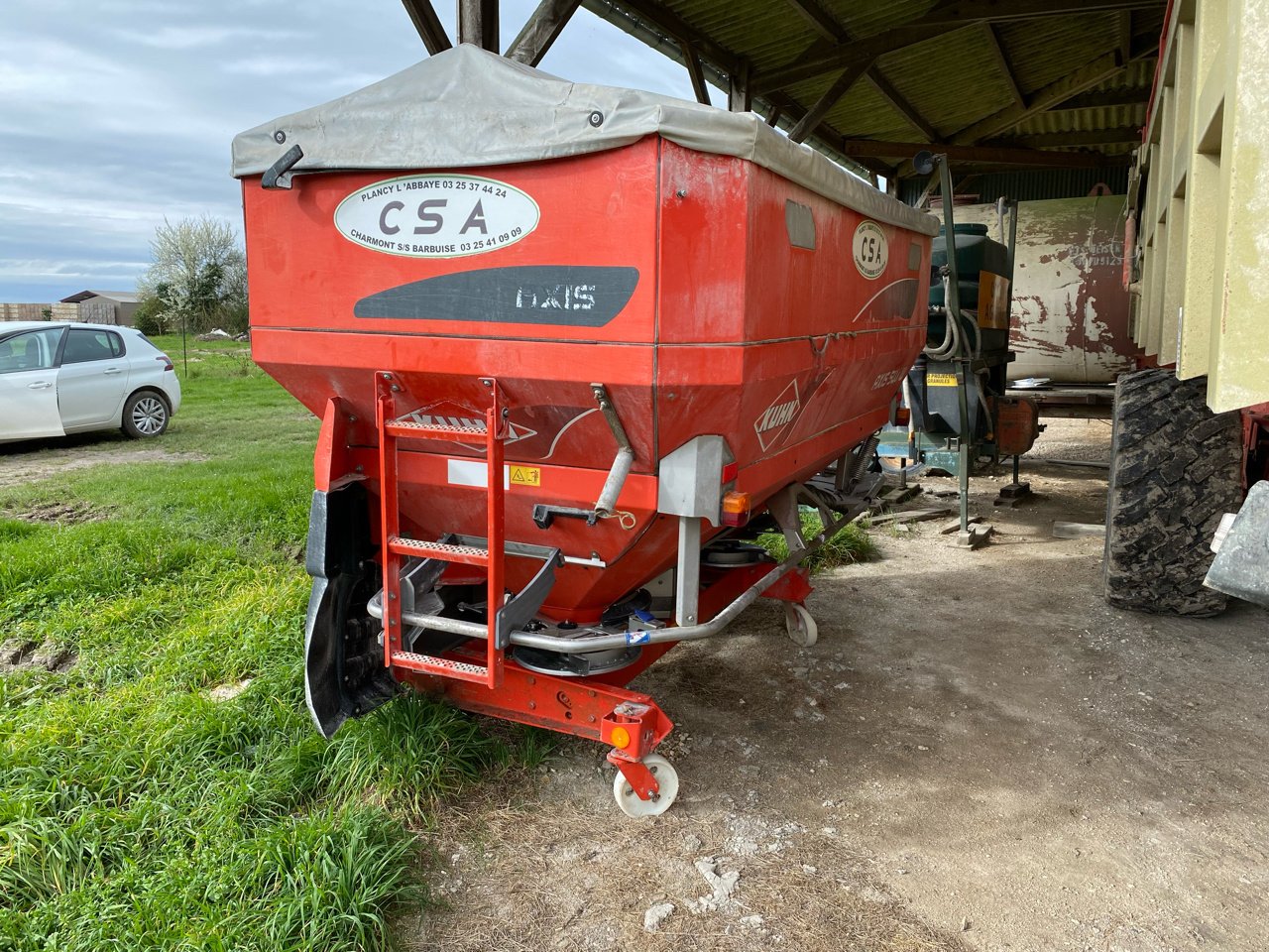 Düngerstreuer του τύπου Kuhn Axis 50.1 W, Gebrauchtmaschine σε VERT TOULON (Φωτογραφία 4)