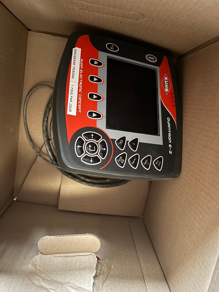 Düngerstreuer του τύπου Kuhn Axis 50.1 W, Gebrauchtmaschine σε VERT TOULON (Φωτογραφία 11)