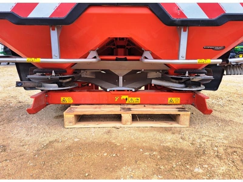 Düngerstreuer del tipo Kuhn AXIS 50.2 MEMC-W, Gebrauchtmaschine In SAINT-GERMAIN DU PUY (Immagine 6)