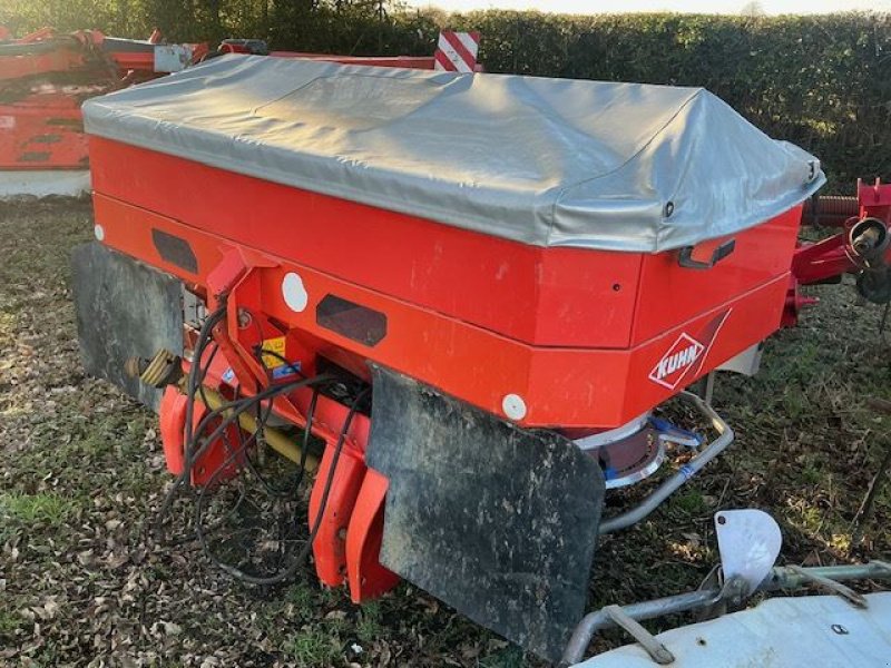 Düngerstreuer типа Kuhn AXIS401CT25, Gebrauchtmaschine в les hayons (Фотография 4)
