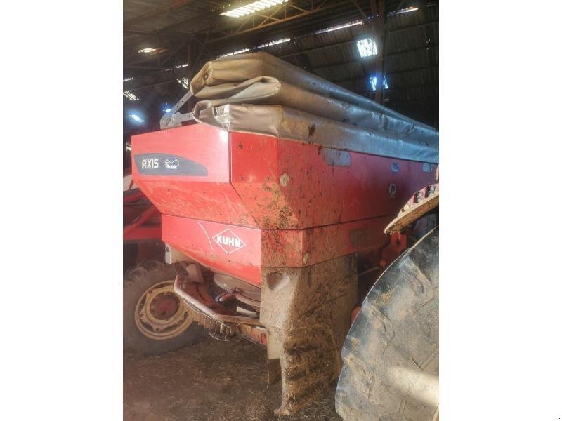Düngerstreuer of the type Kuhn AXIS40.1WT25, Gebrauchtmaschine in BRAY en Val (Picture 2)