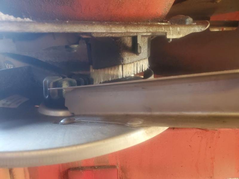 Düngerstreuer of the type Kuhn AXIS40.1WT25, Gebrauchtmaschine in BRAY en Val (Picture 6)