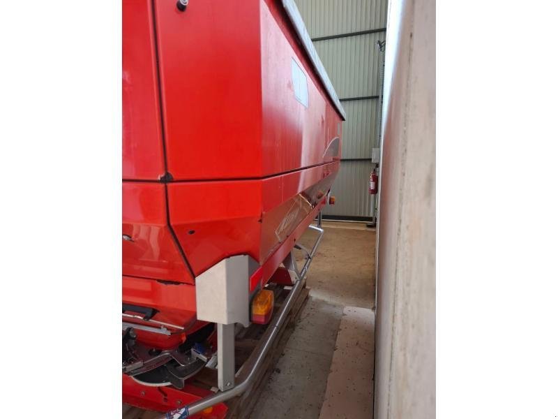Düngerstreuer of the type Kuhn AXIS50-1H-EMC-W, Gebrauchtmaschine in CHAUMONT (Picture 3)