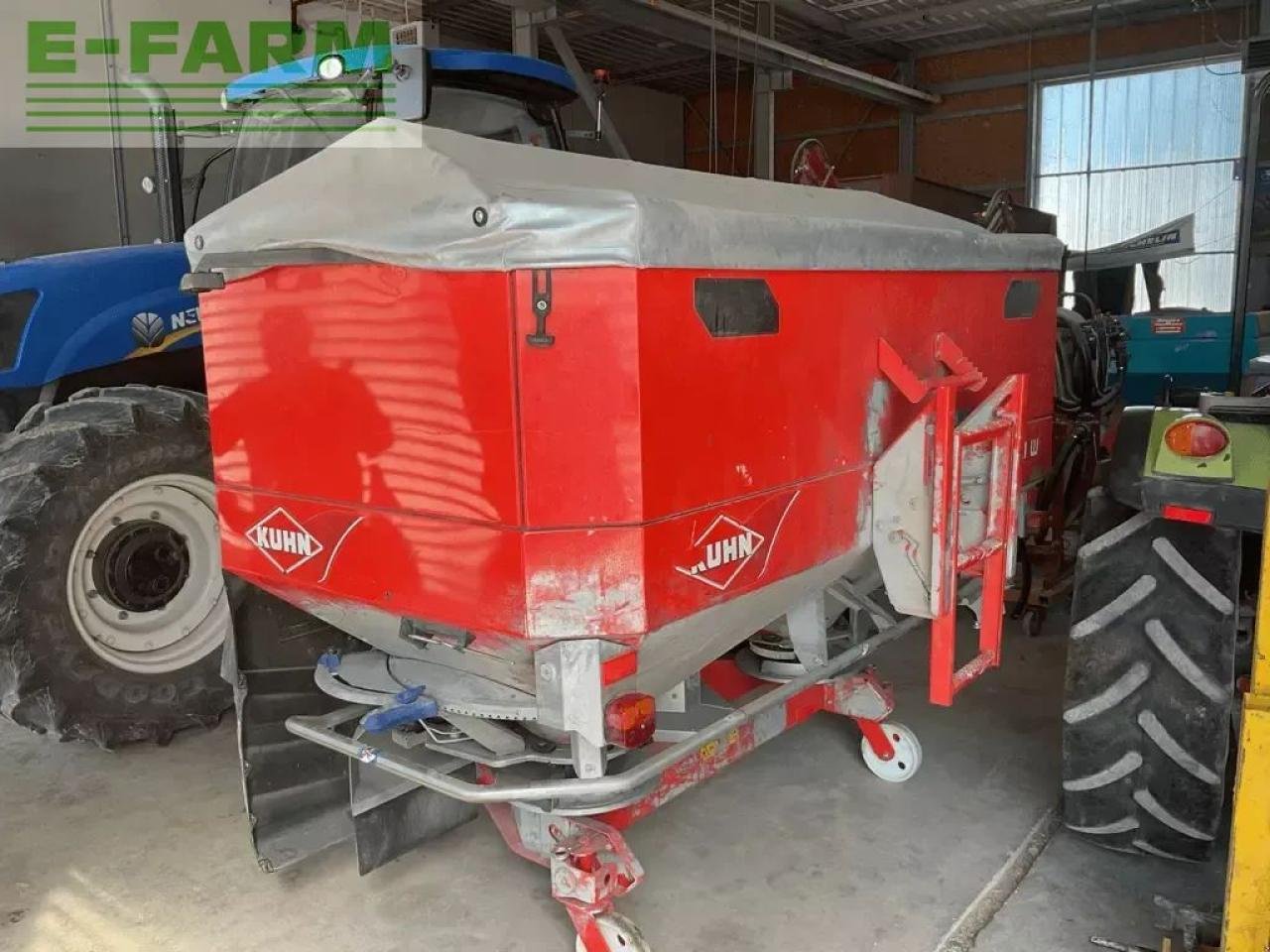 Düngerstreuer типа Kuhn distributeur d'engrais, Gebrauchtmaschine в ST ANDIOL (Фотография 4)